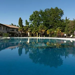 Logis Restaurant Les Oliviers Hotel Loriol-sur-Drome