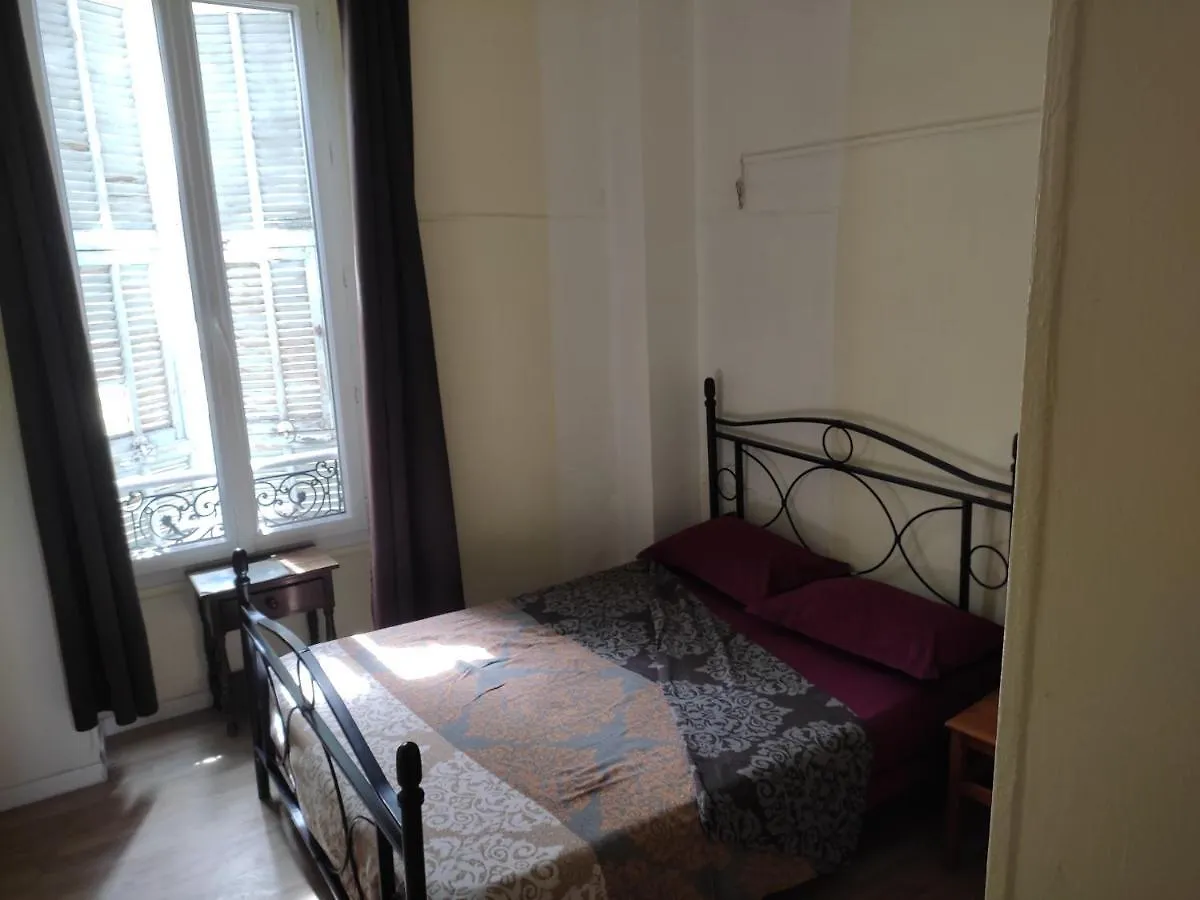 Hostal Hotel Lyonnais Niza Francia
