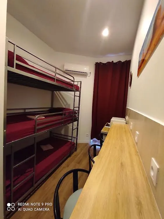 Hostal Hotel Lyonnais Niza