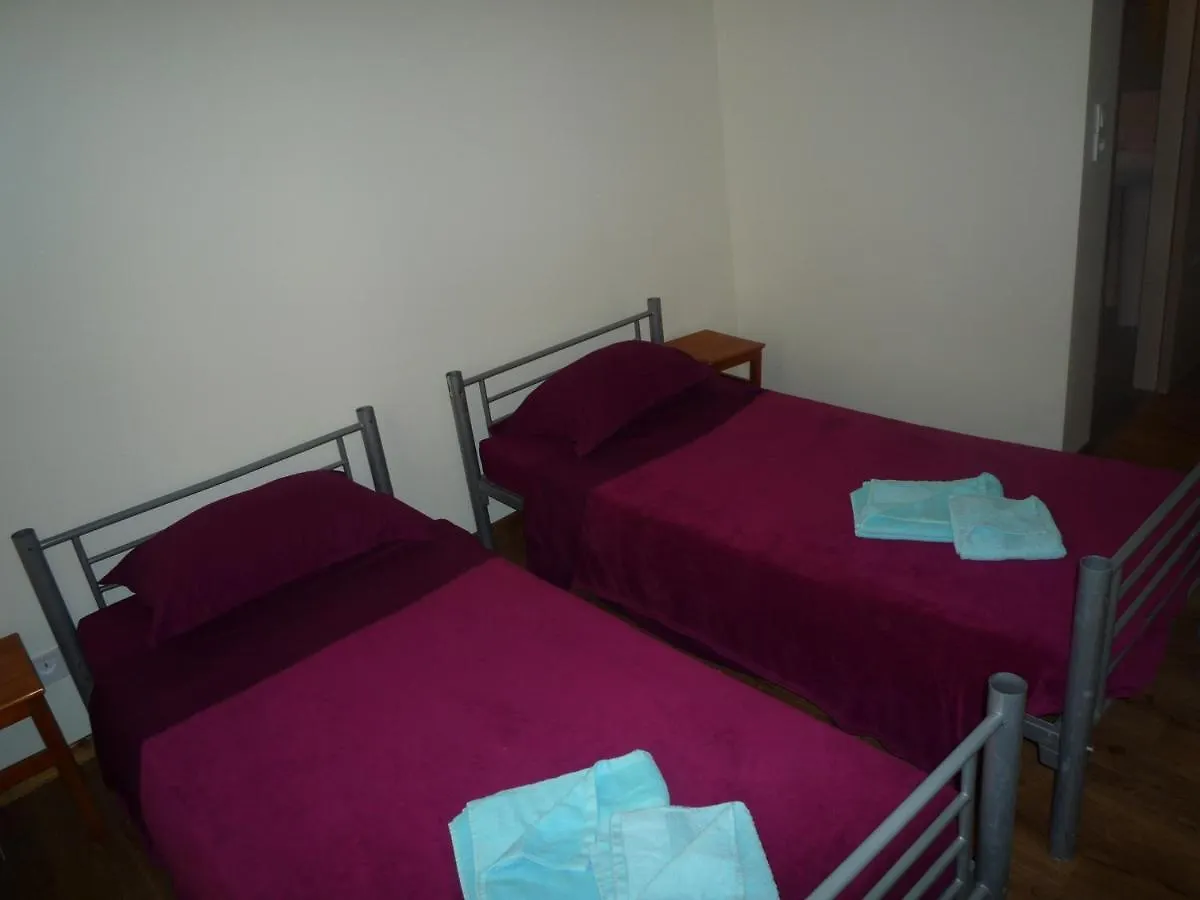 Hostal Hotel Lyonnais Niza