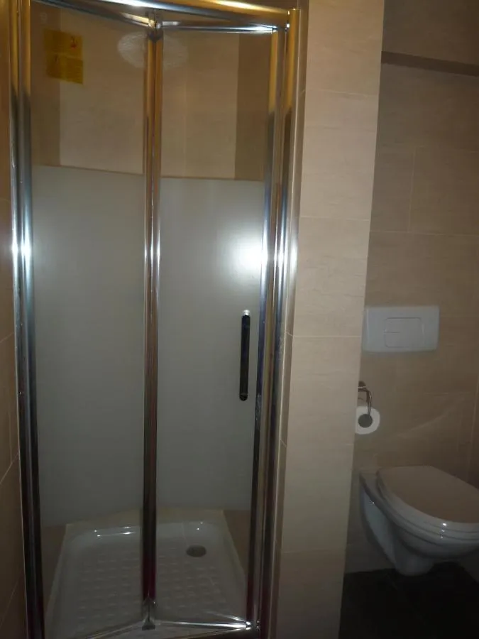 Hostel Hotel Lyonnais Νίκαια